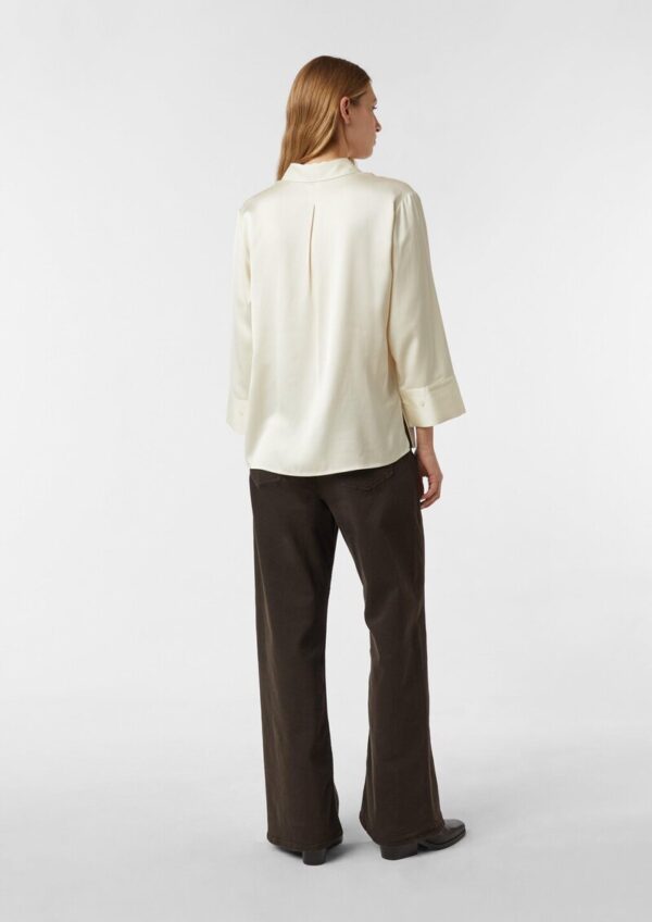 Satinbluse aus Viskose mit verstellbarer Manschette