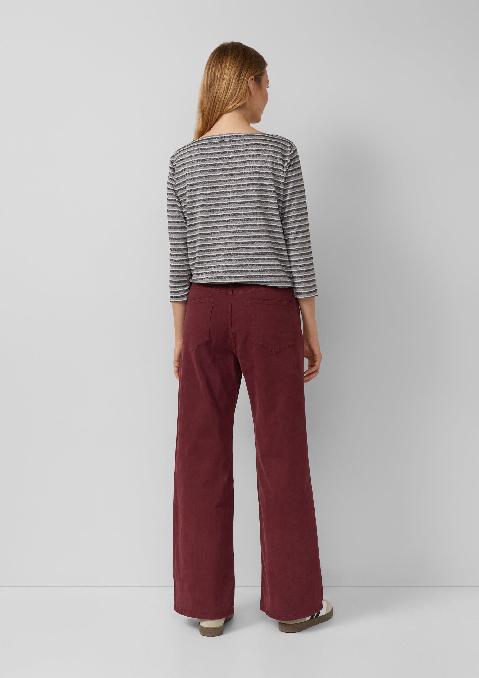 Shirt mit U-Boot-Ausschnitt und Glitzergarn