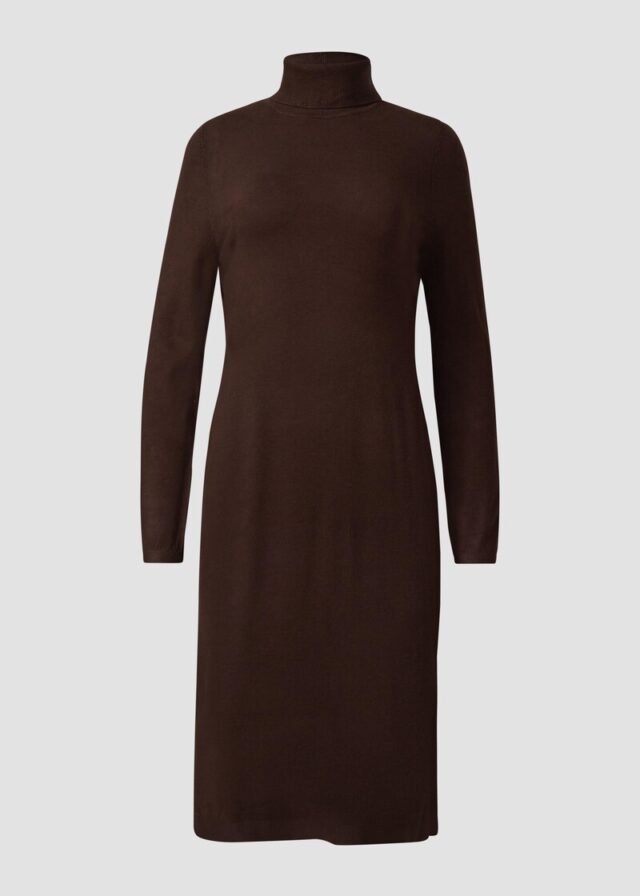 Rollkragen-Feinstrickkleid im Slim Fit aus Viskosemix