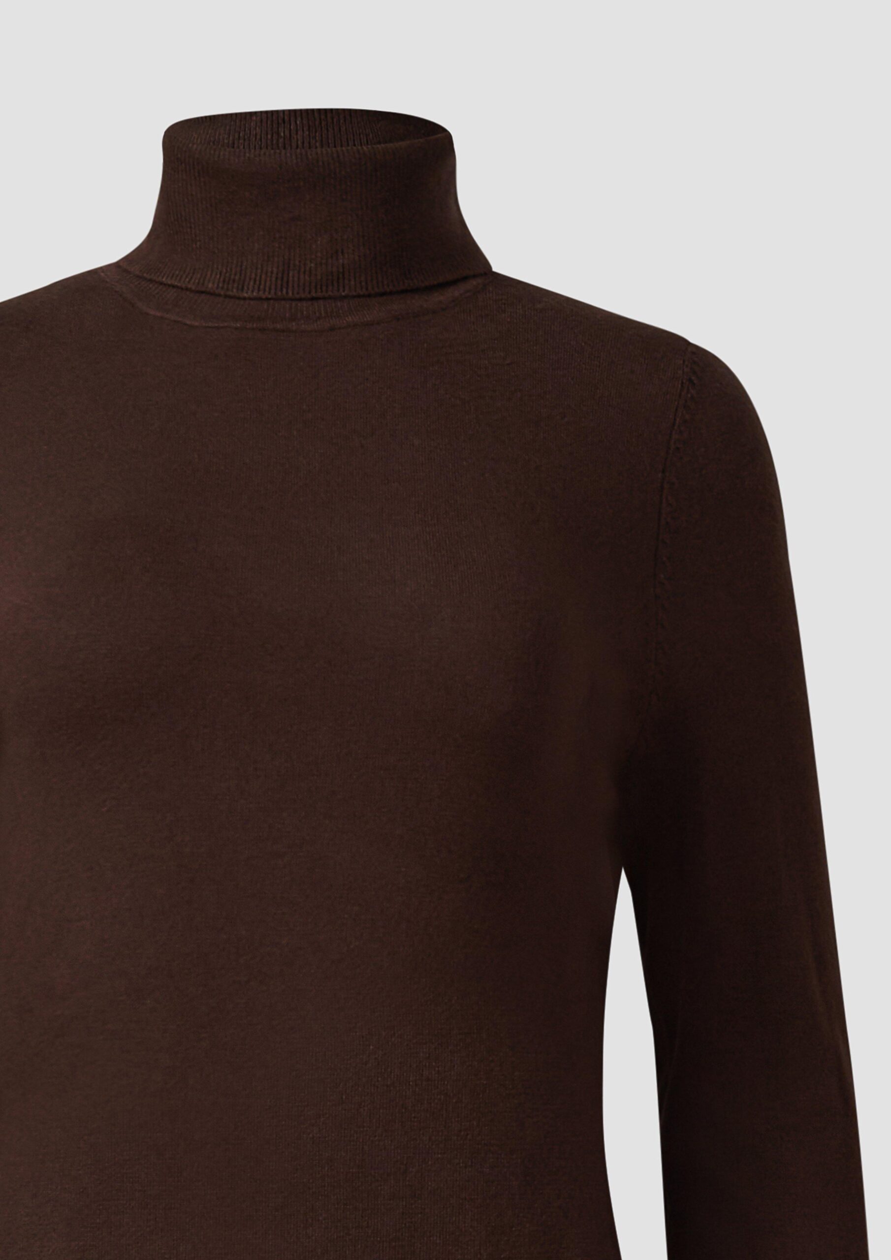 Rollkragen-Feinstrickkleid im Slim Fit aus Viskosemix