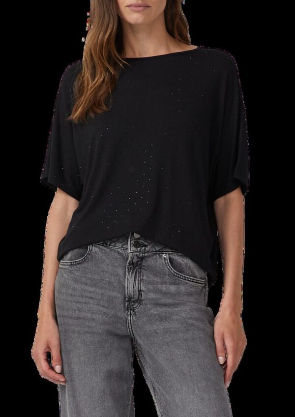 Fließendes T-Shirt mit Glitzersteinen