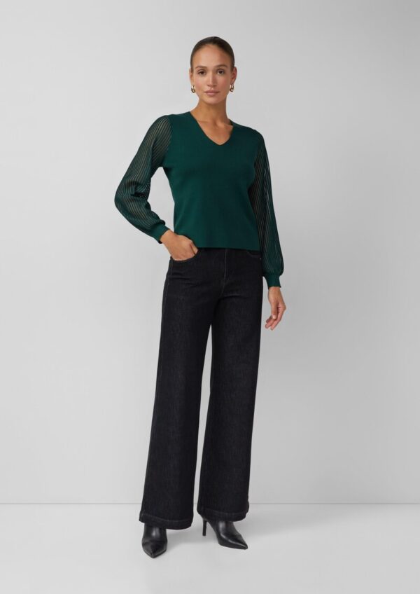 Feinstrick-Pullover aus Viskosemix mit semitransparenten Ärmeln