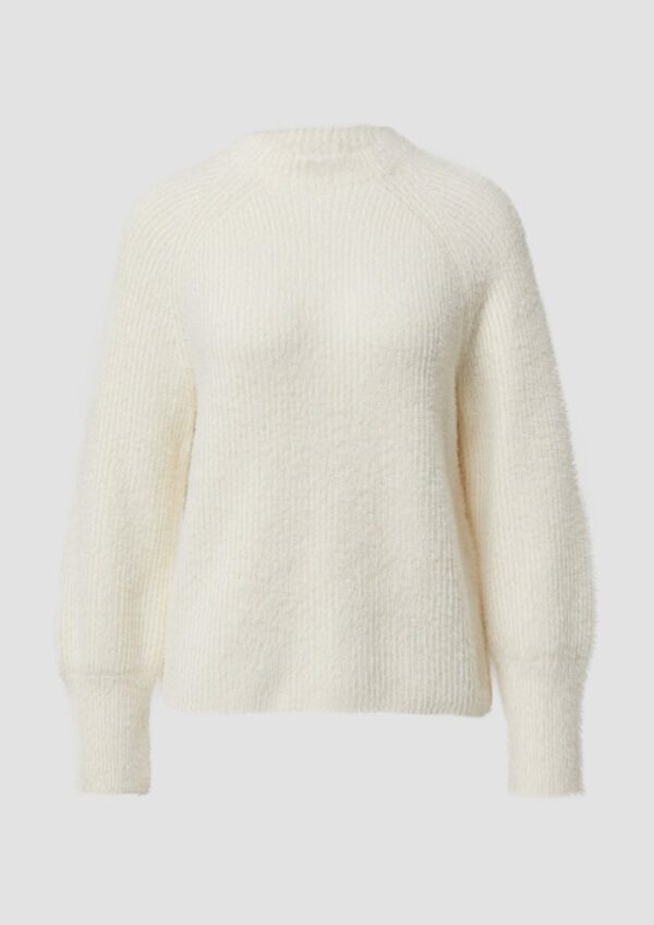 Flauschiger Strickpullover mit Stehkragen