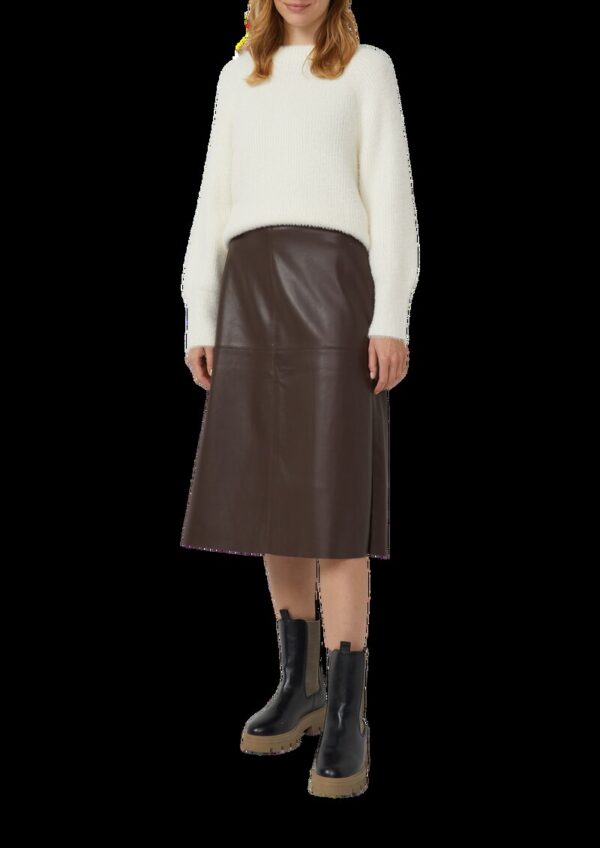 Flauschiger Strickpullover mit Stehkragen