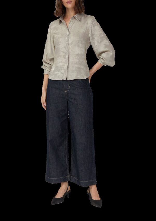 Schimmernde Bluse mit verdeckter Knopfleiste