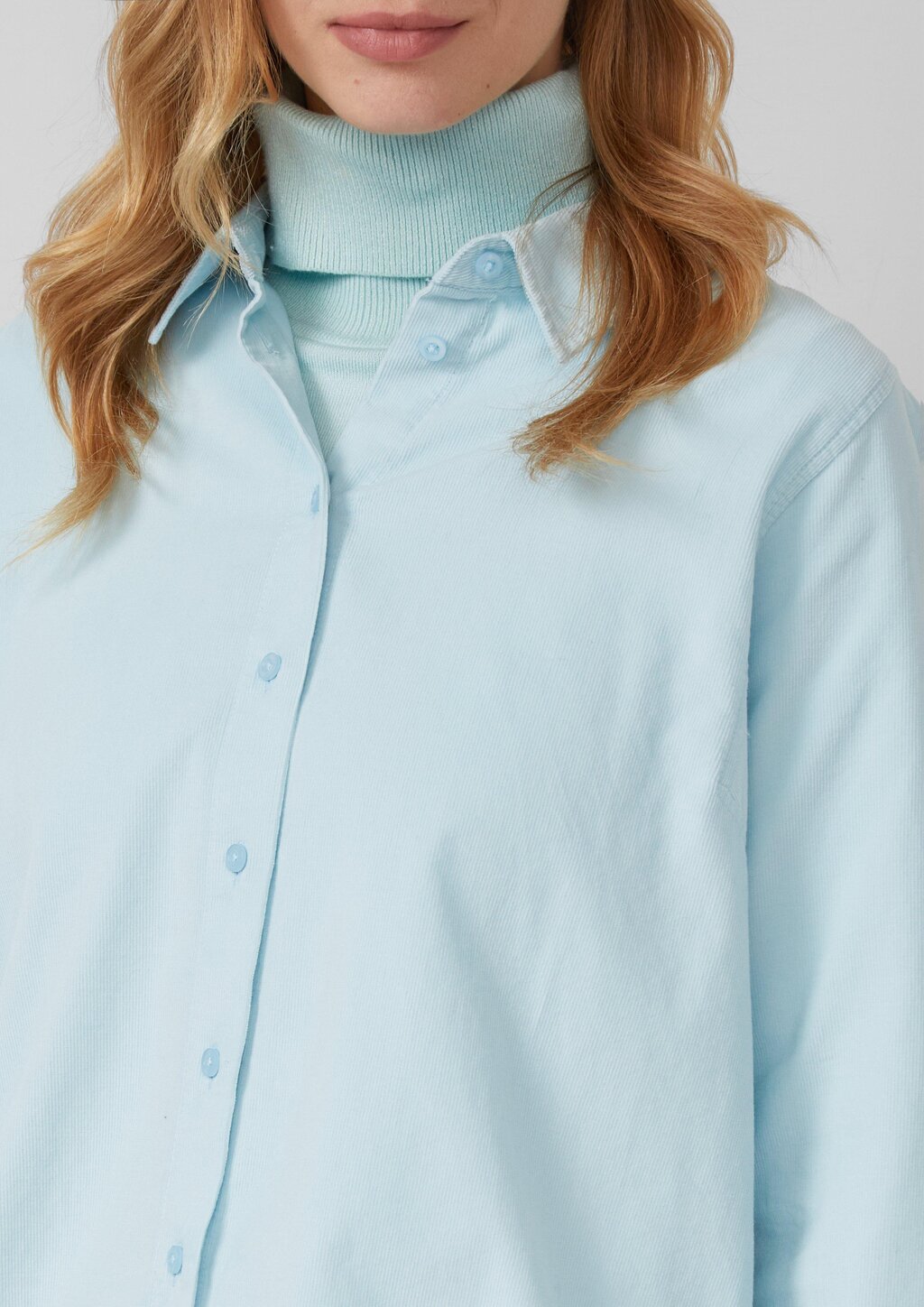 Feincordbluse mit Hemdkragen