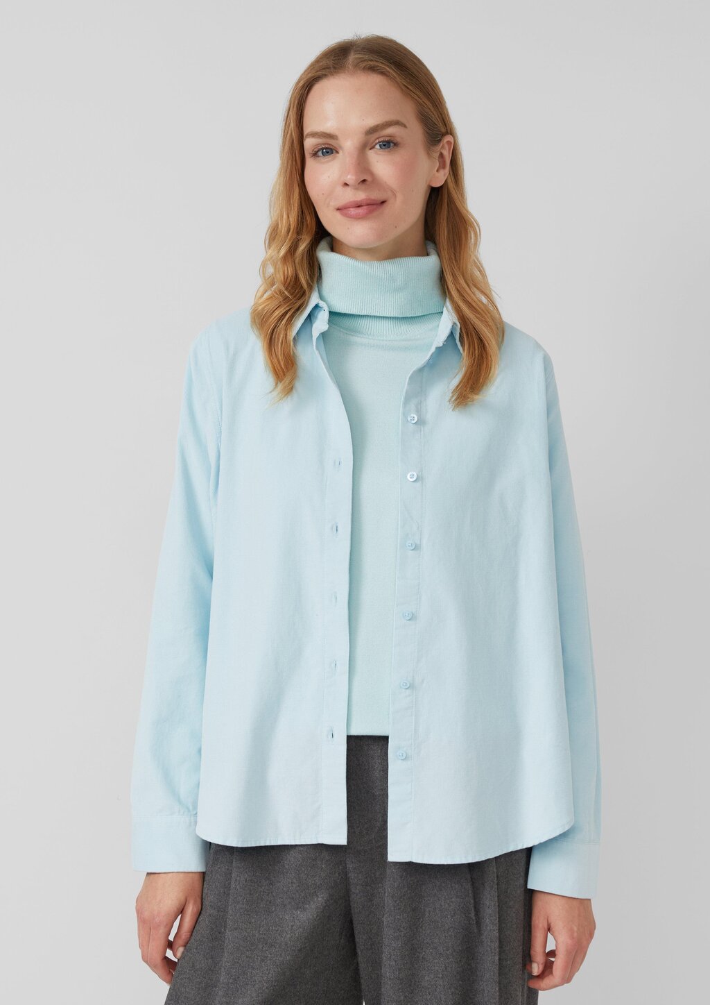 Feincordbluse mit Hemdkragen