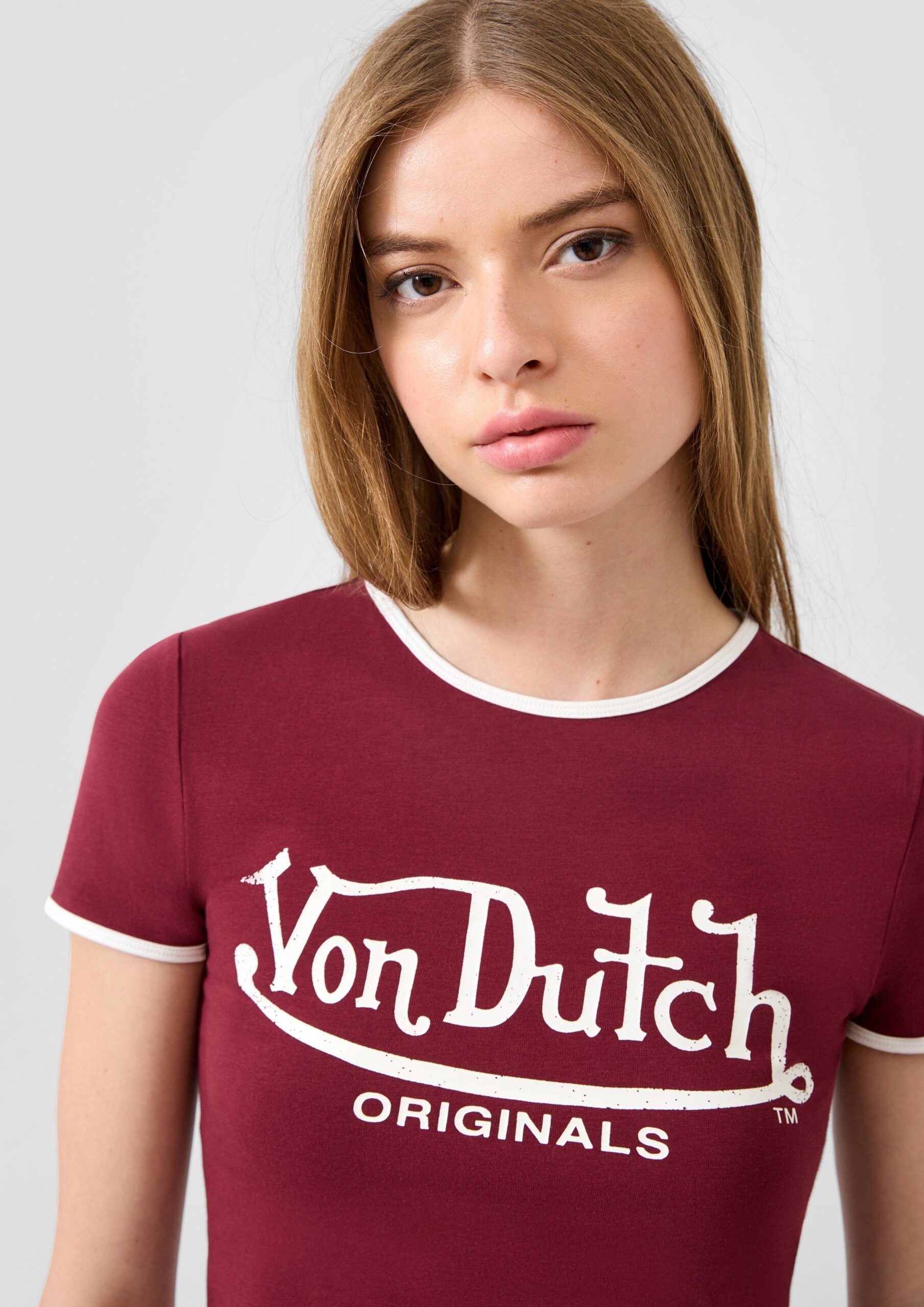 Cropped T-Shirt mit Frontprint | QS x Von Dutch