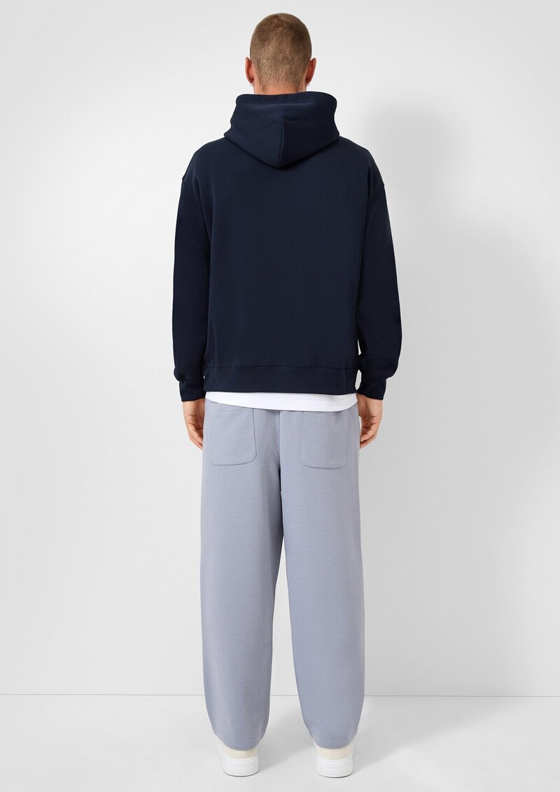 Hoodie im Loose Fit mit Logo-Stickerei