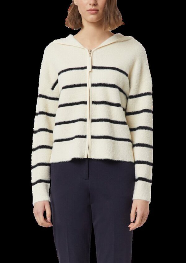 Kuscheliger Ringelcardigan mit Kapuze