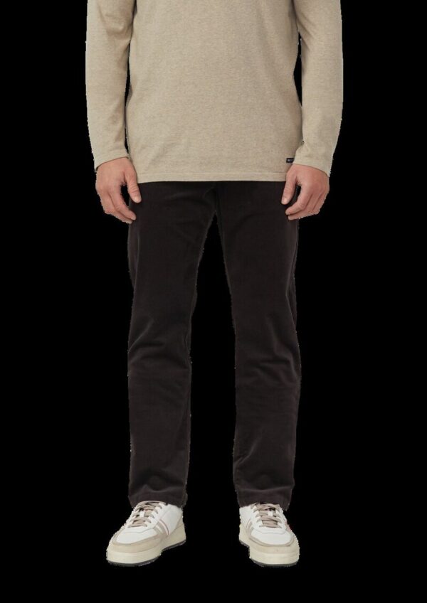 Regular Fit: Hose aus diagonalem Feincord mit geradem Bein