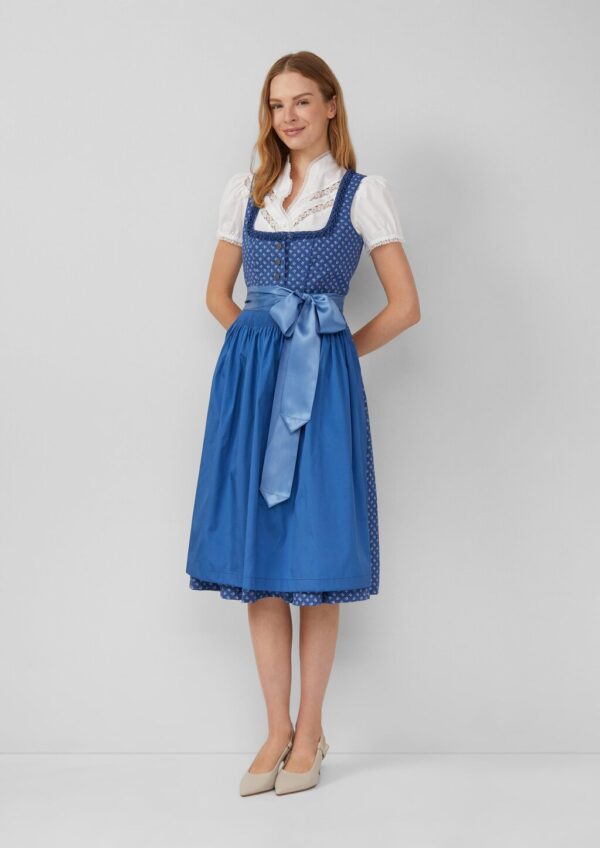 Verspieltes Dirndl mit Bluse | Volksfest