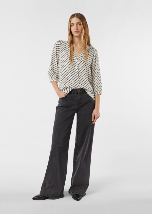 Gemusterte Chiffon-Bluse mit 3/4-Ärmeln und Raffung