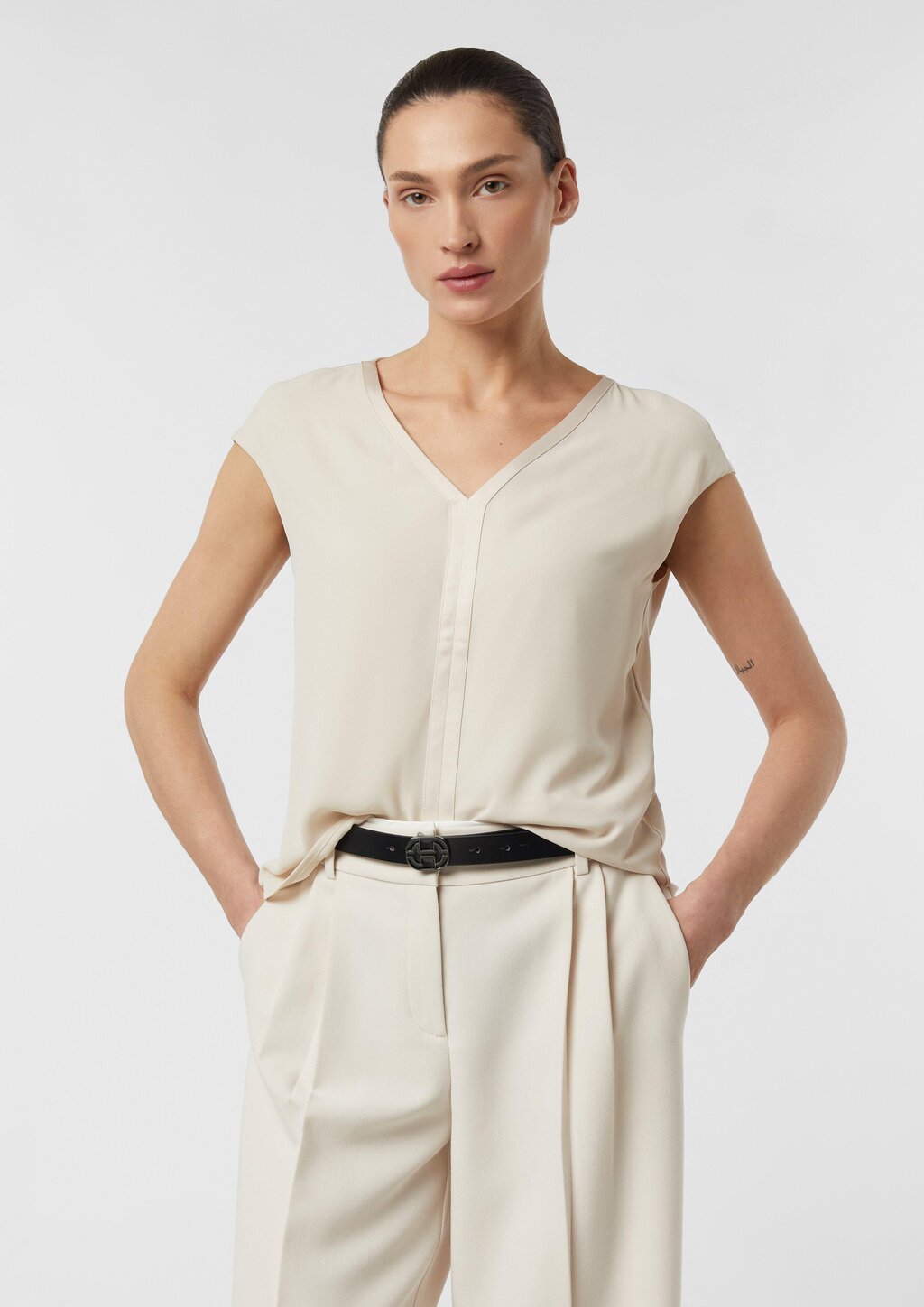 Blusenshirt im Fabricmix mit Satinkante