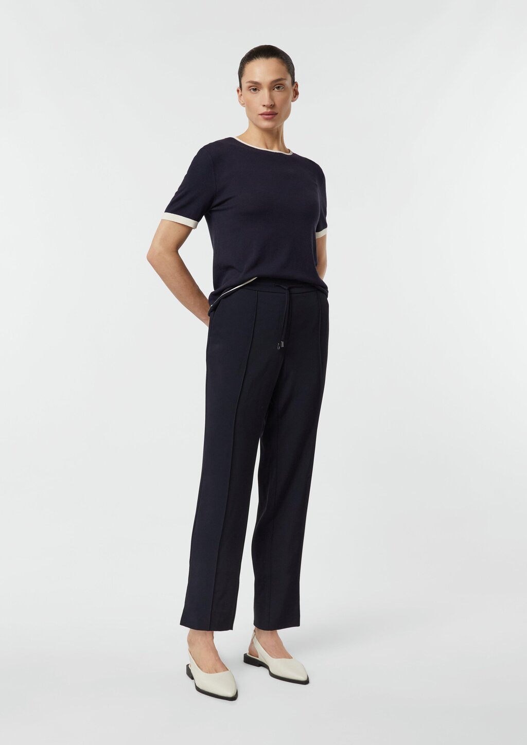 Jogpants mit Elastikbund und Biesen-Detail