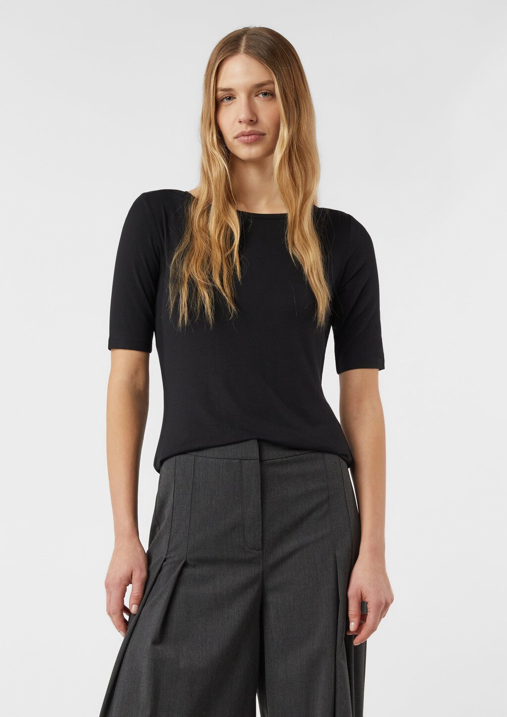 Feminines Shirt aus Viskosejersey