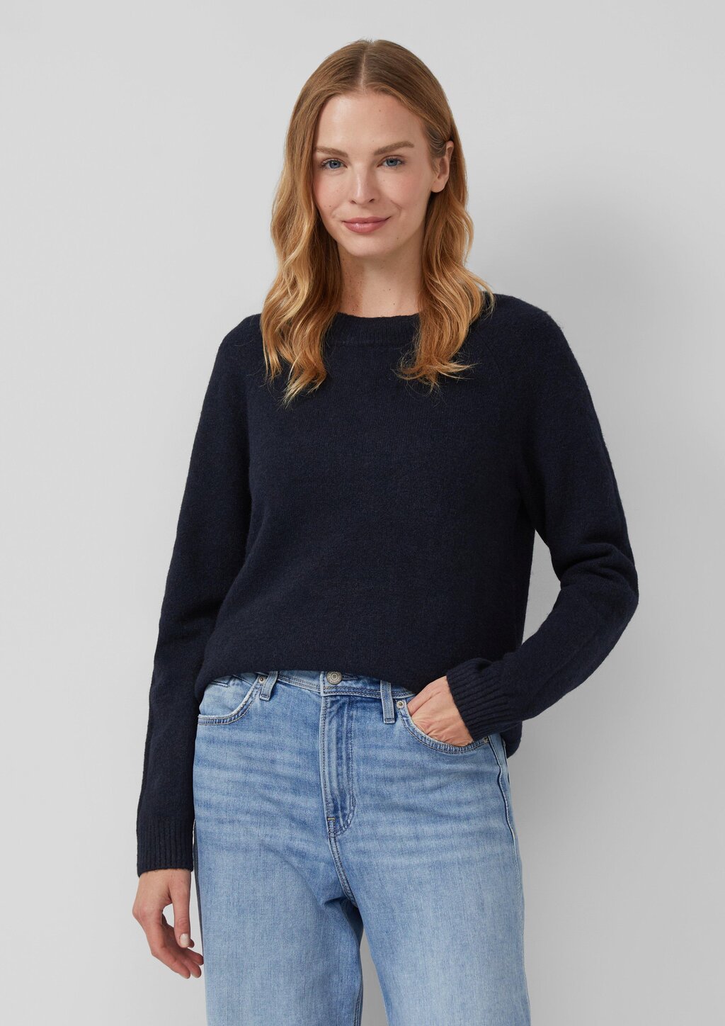 Weicher Strickpullover mit Rippbündchen