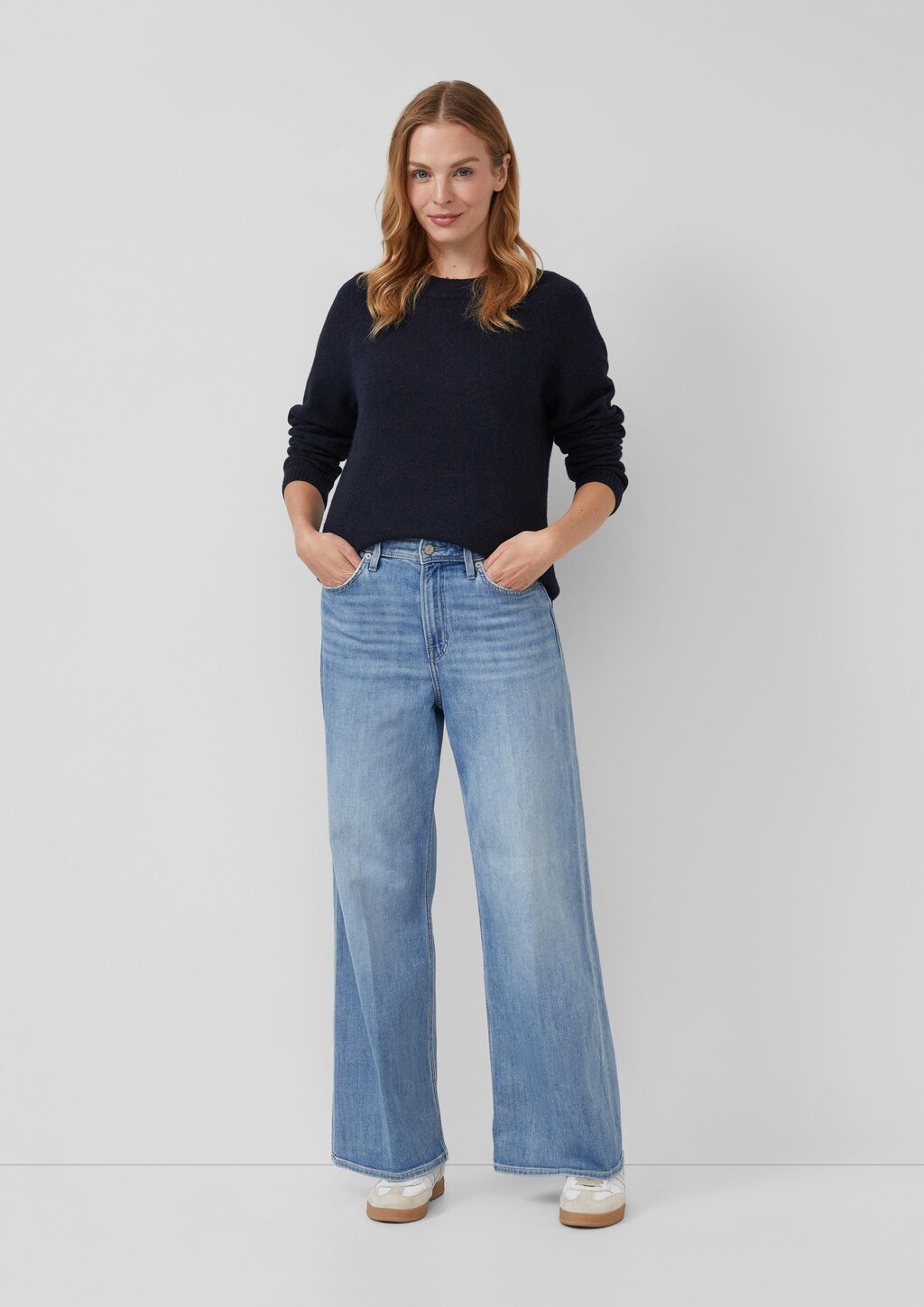 Weicher Strickpullover mit Rippbündchen