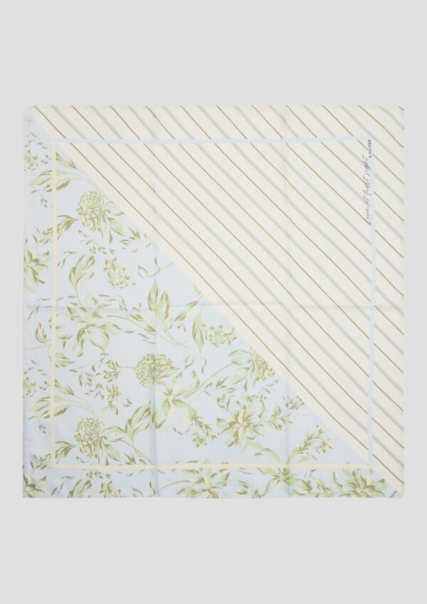 Schal aus fließender Webware mit Artwork