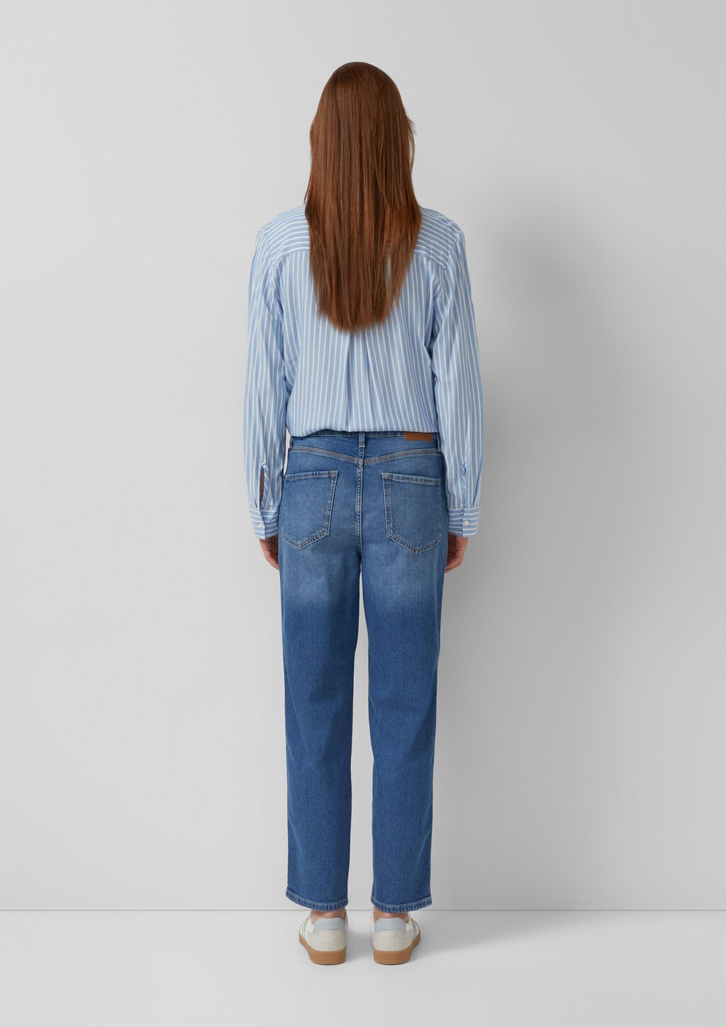 Ankle-Jeans Mom / Regular Fit / High Rise / Tapered Leg