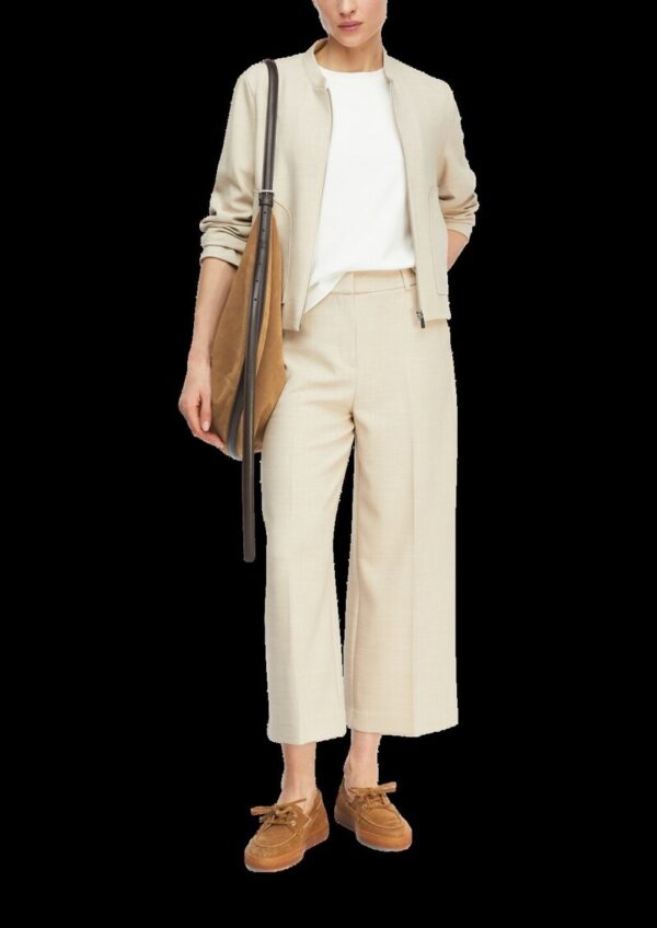 Strukturierte Jacke mit aufgesetzten Taschen