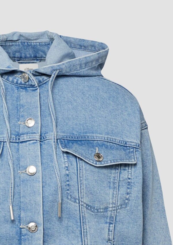 Denim-Jacke mit Kapuze im Relaxed Fit