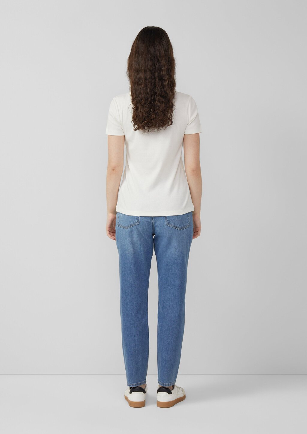 Ripp-T-Shirt mit Spitze am Ausschnitt