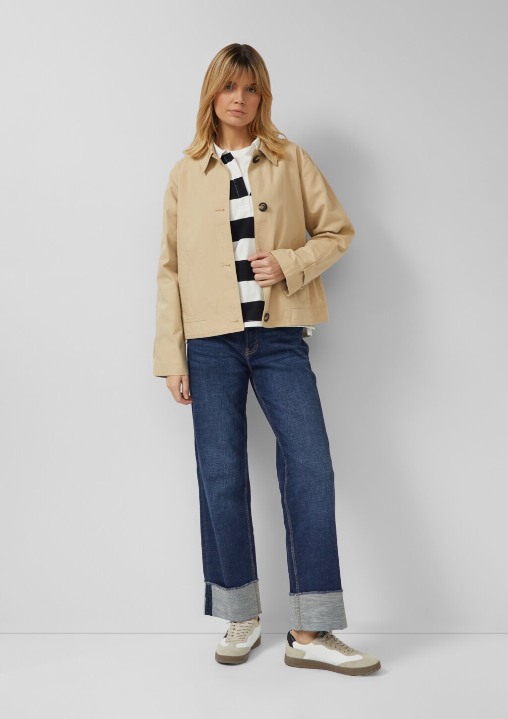 Gestreiftes Baumwoll-Shirt mit Hemdkragen