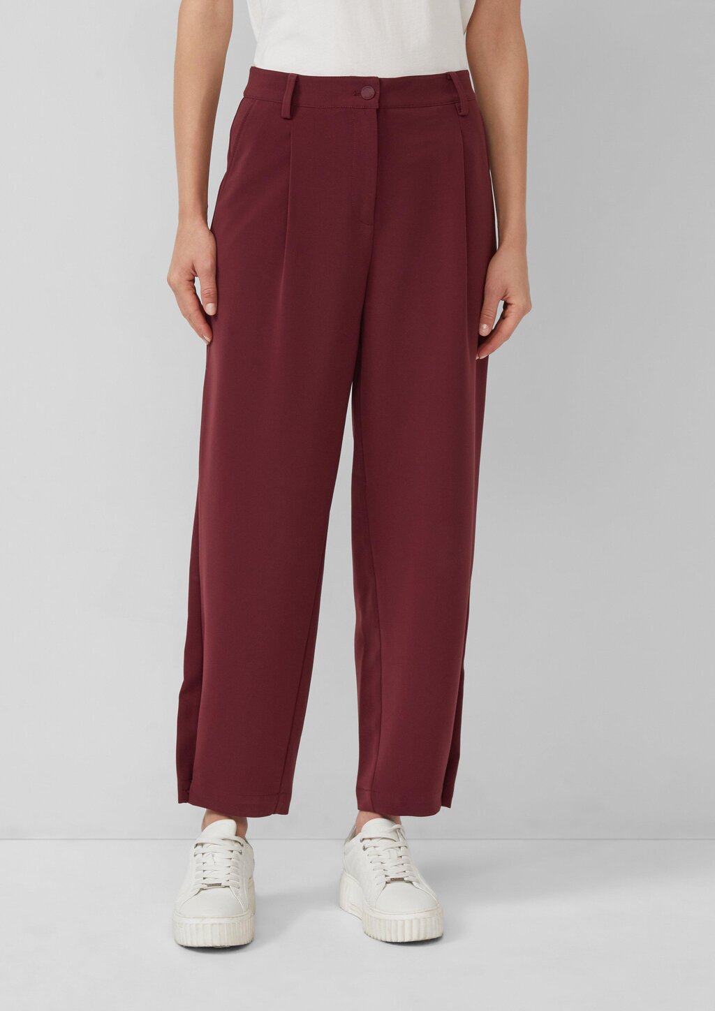 Cropped Hose mit Barrel Leg und Saum-Detail