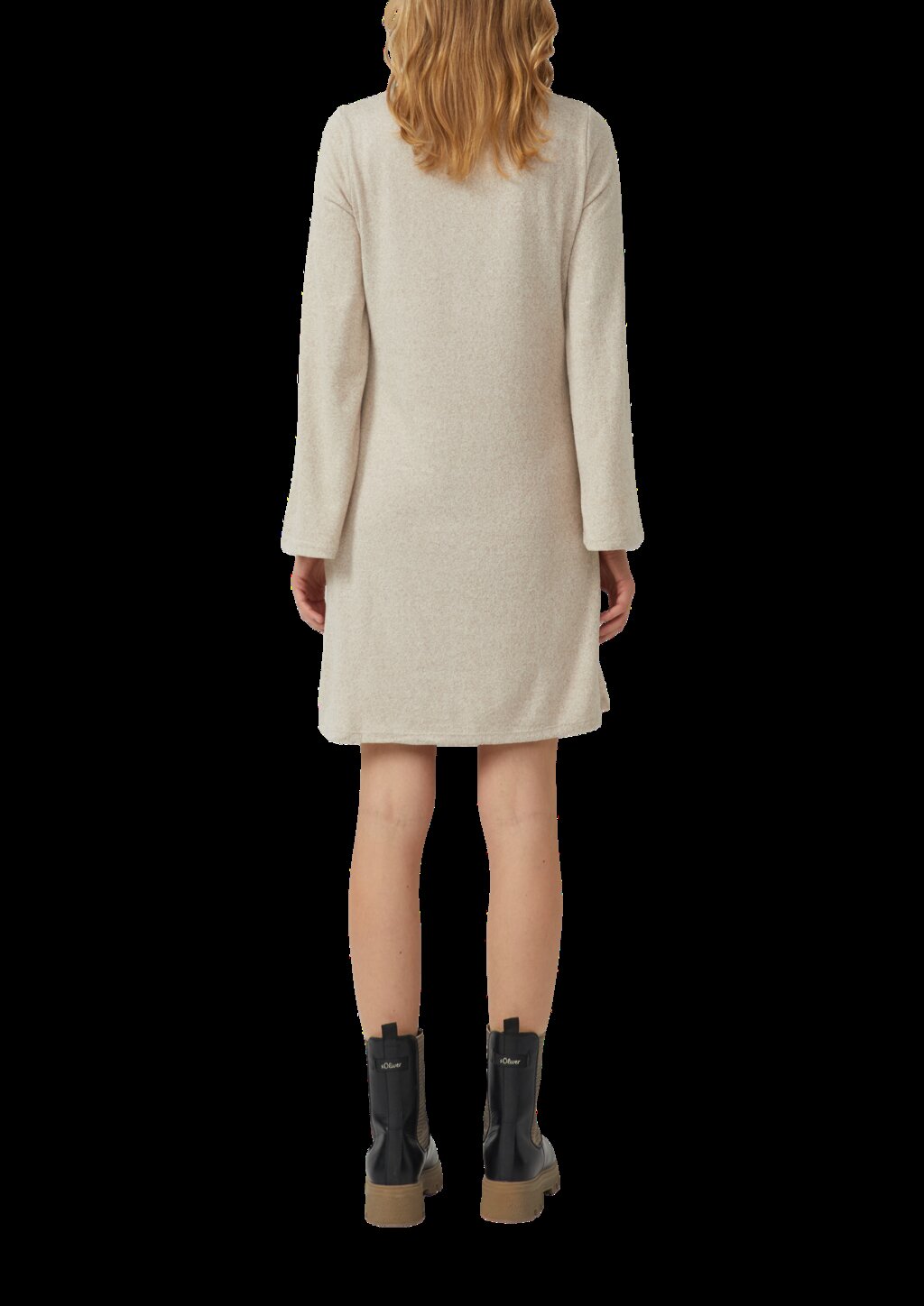 Bequemes Strickkleid mit leicht ausgestelltem Saum