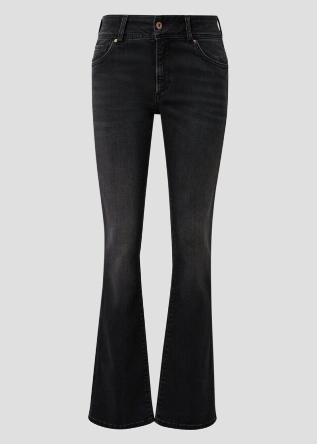 Jeans / Slim Fit / Mid Rise / Bootcut Leg