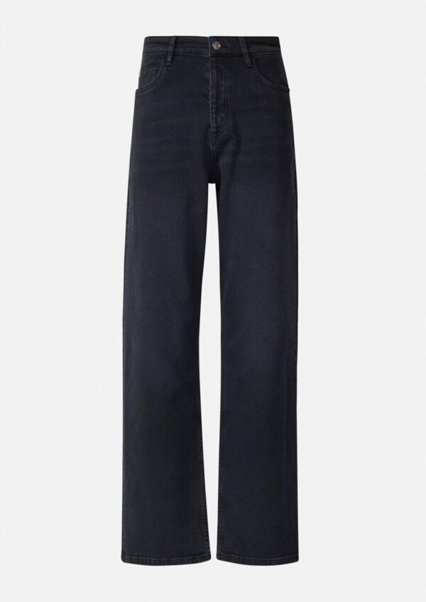 Straight-Leg-Jeans