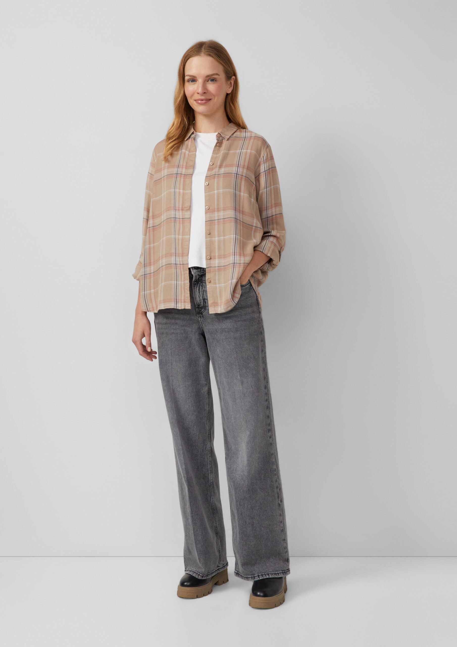 Karierte Hemdbluse aus Viskose-Modal-Mix