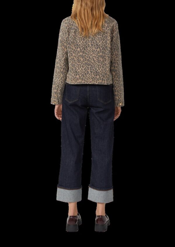 Verkürzte Denimjacke mit Leoprint