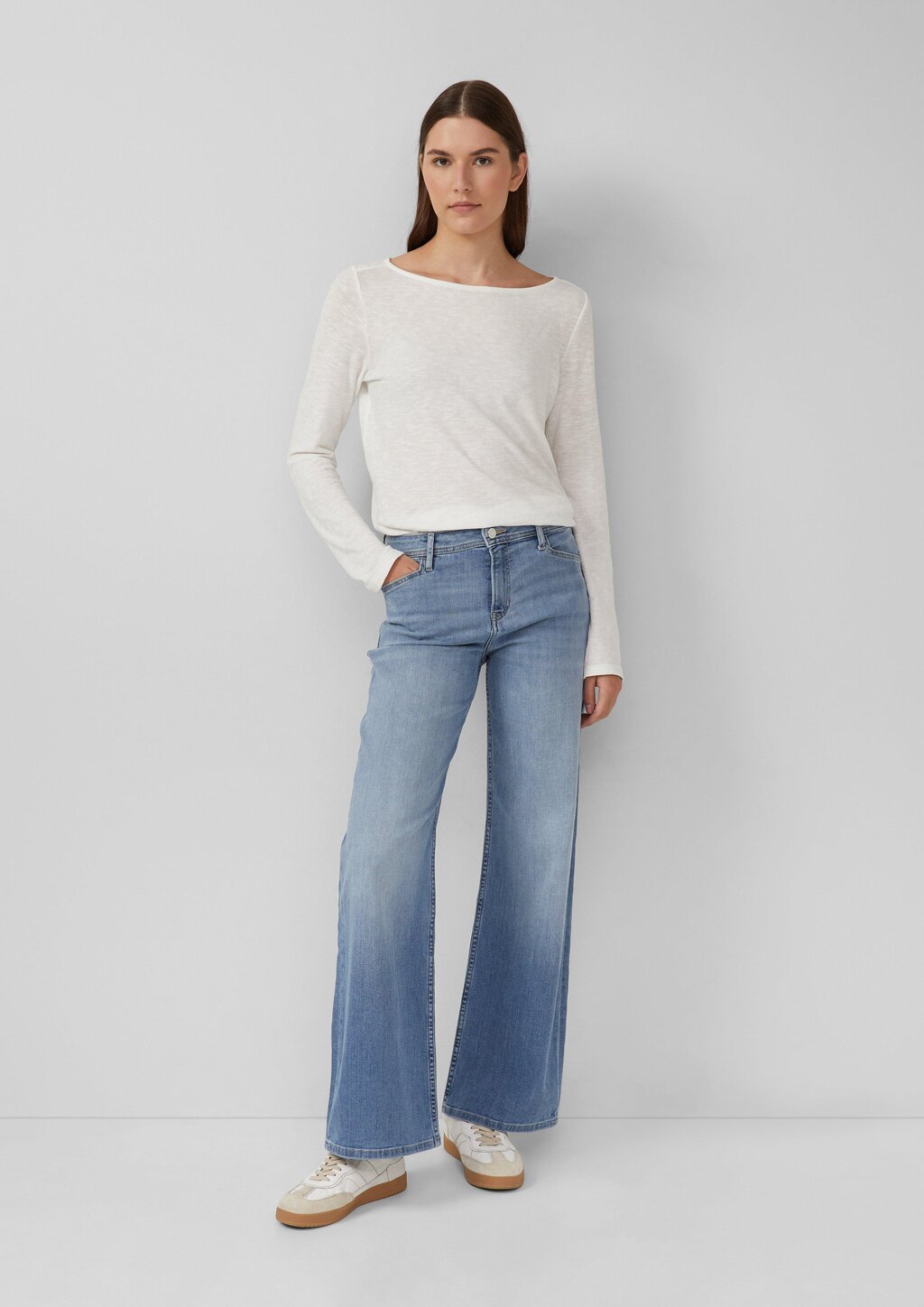 Jeans Suri / Regular Fit / High Rise / Wide Leg