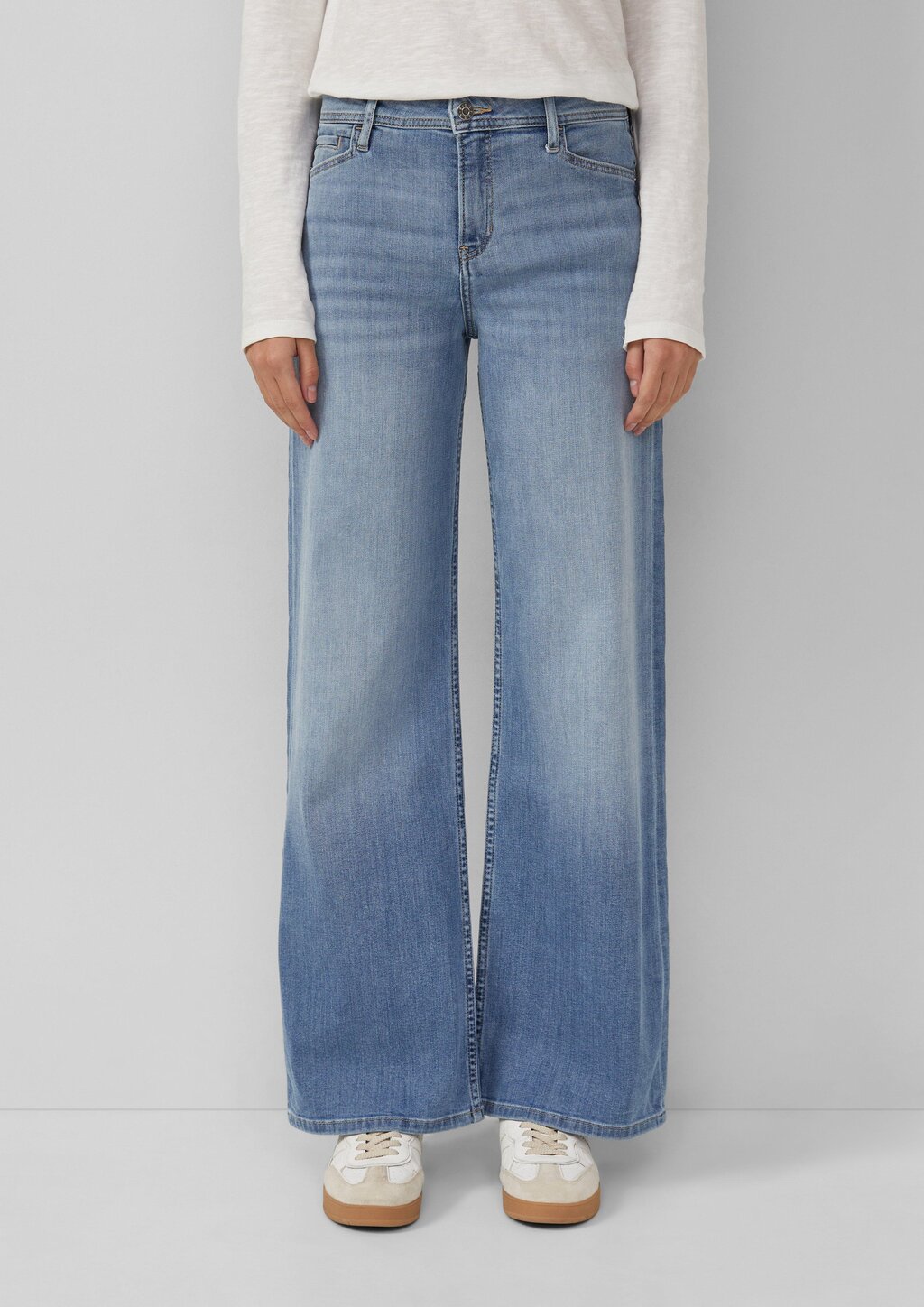 Jeans Suri / Regular Fit / High Rise / Wide Leg
