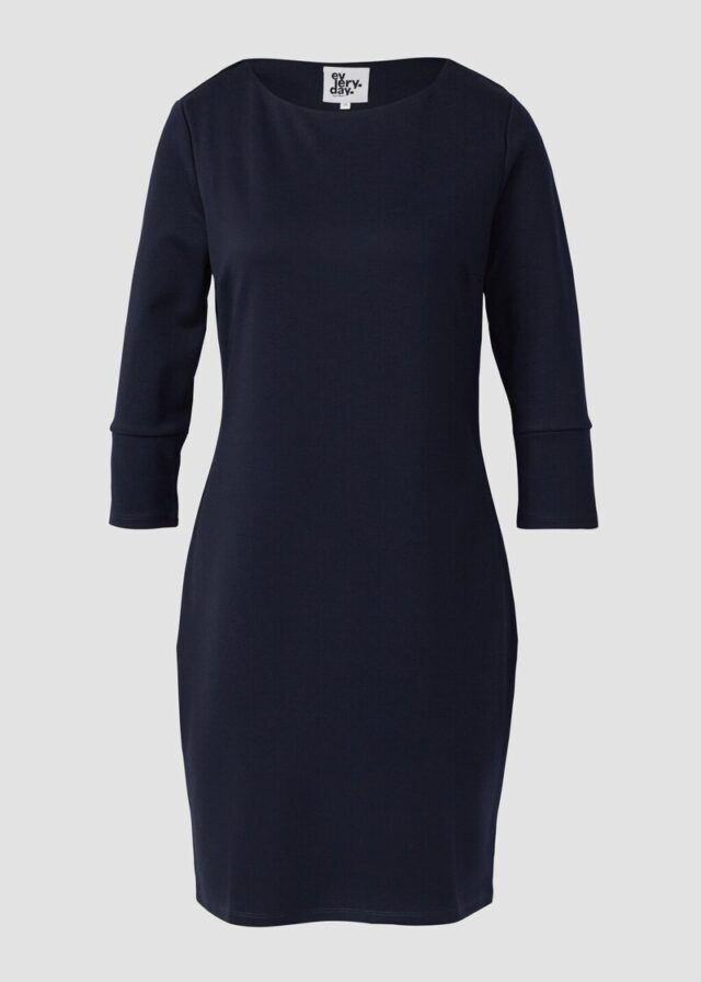 Figurbetontes Jersey-Kleid mit 3/4-Ärmeln