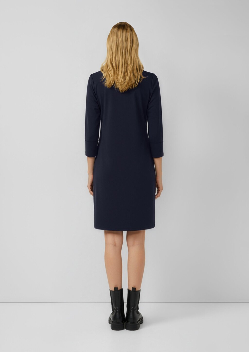 Figurbetontes Jersey-Kleid mit 3/4-Ärmeln