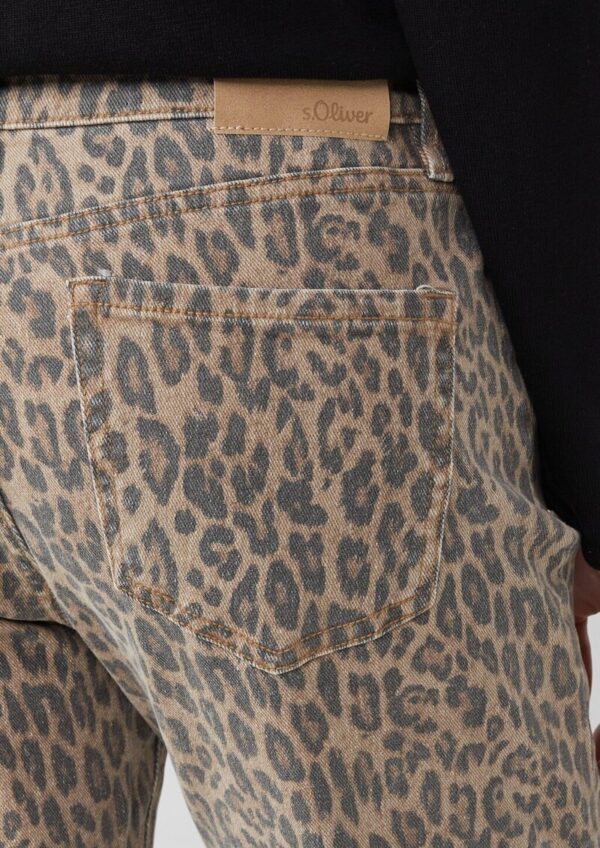 Karolin: Regular Fit / Mid Rise / Straight Leg mit Leo-Print