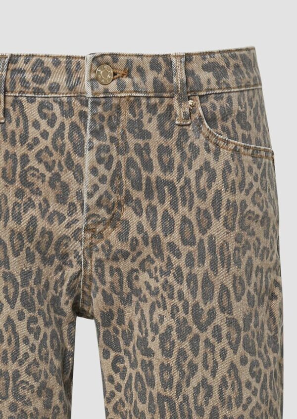 Karolin: Regular Fit / Mid Rise / Straight Leg mit Leo-Print