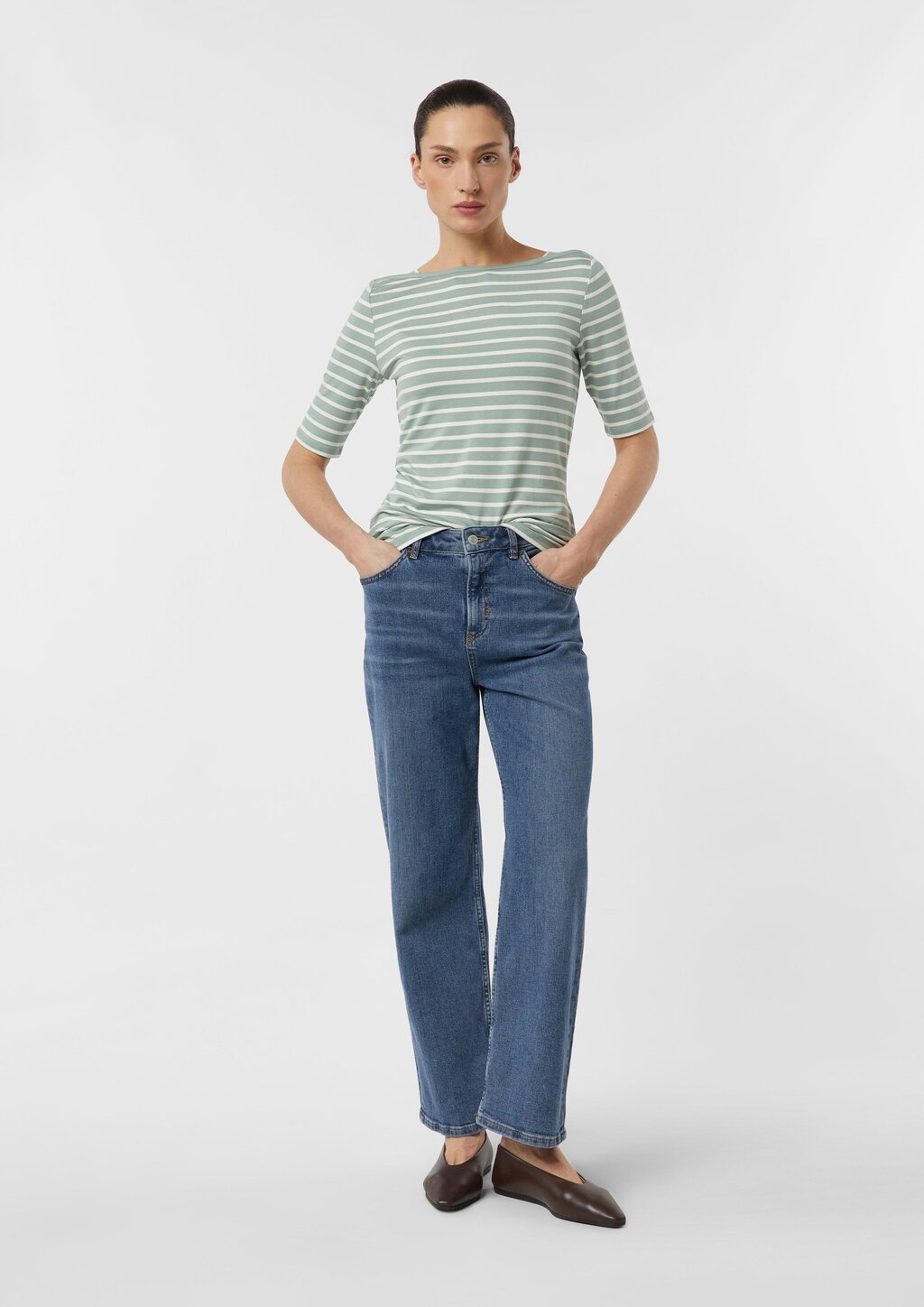 Feminines Streifenshirt aus Viskosejersey