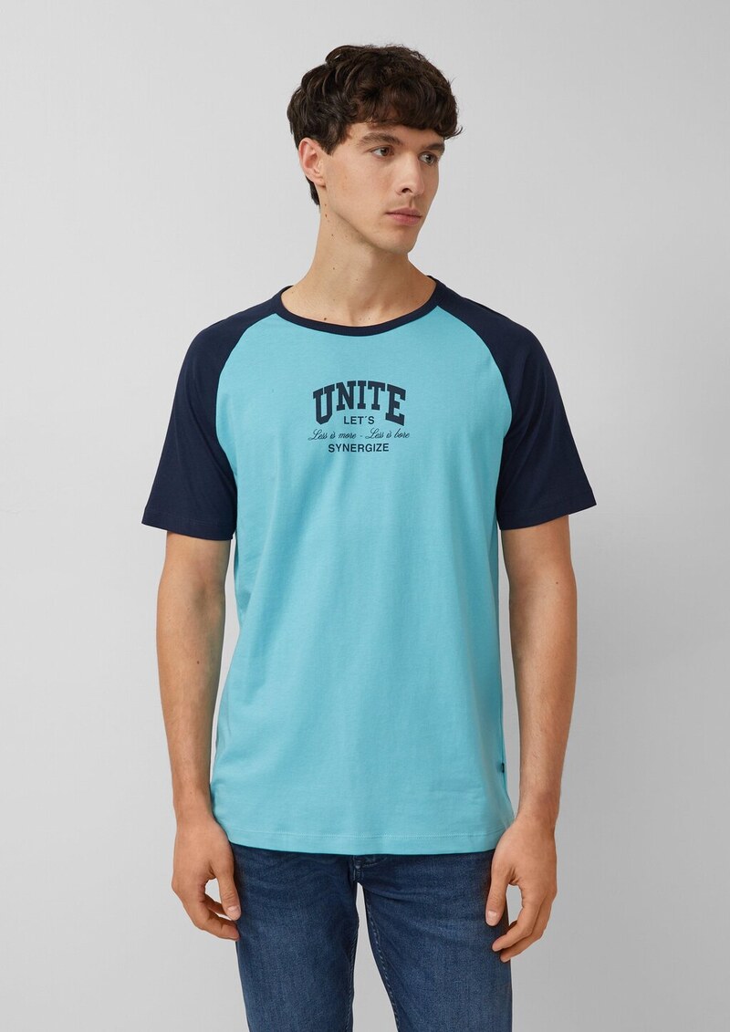 Colour-Block-T-Shirt mit Frontprint und Raglanärmeln