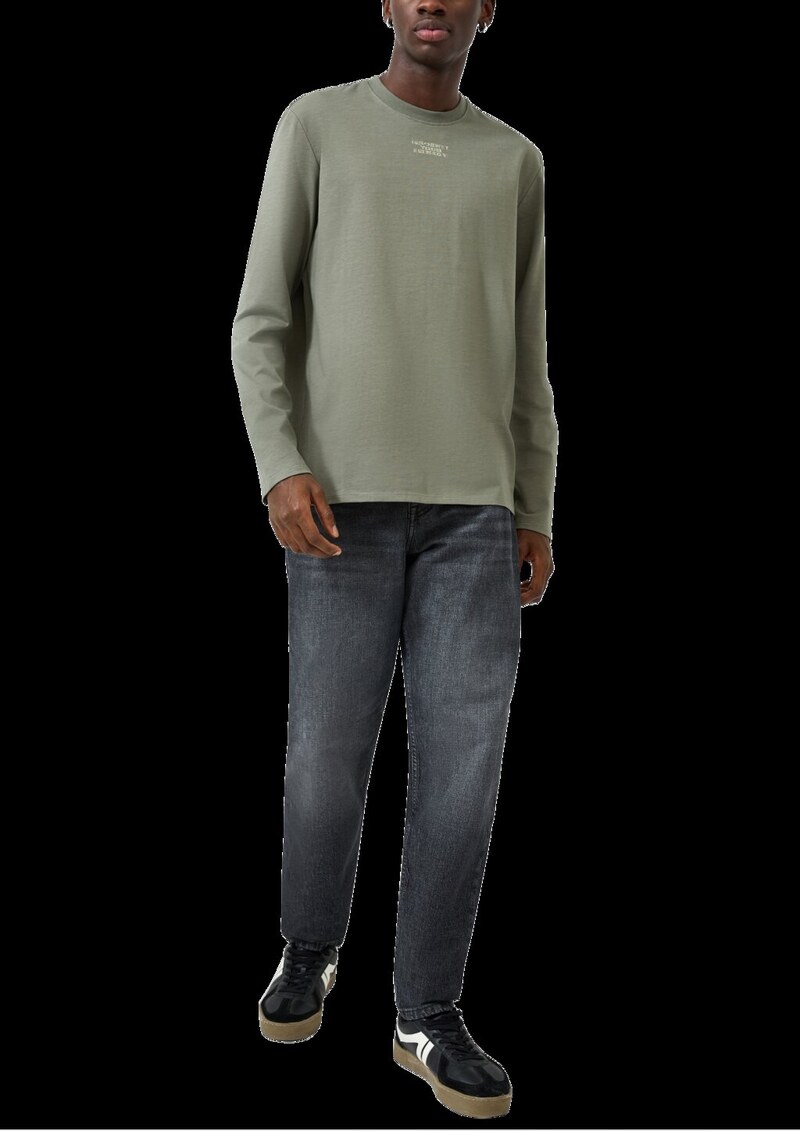 Longsleeve mit kleinem Frontprint