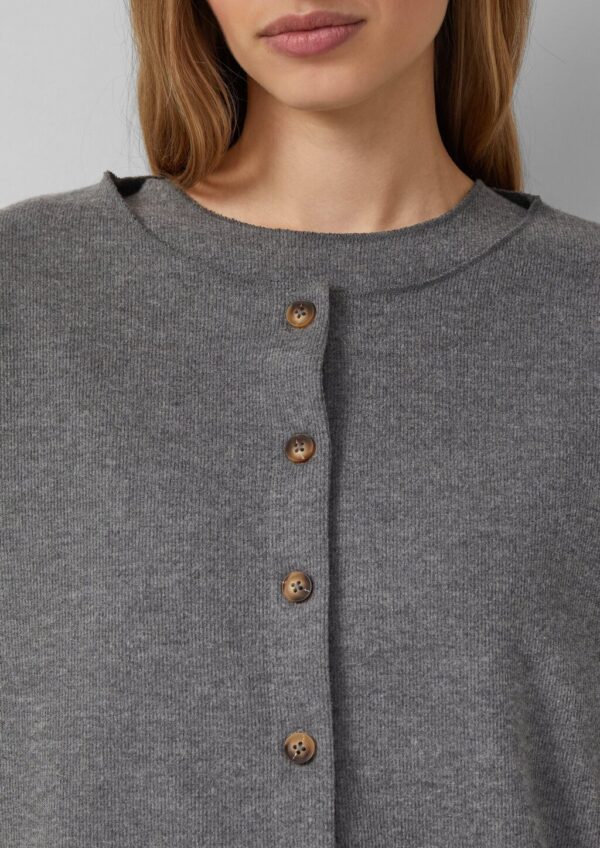 Strickjacke im Boxy Fit