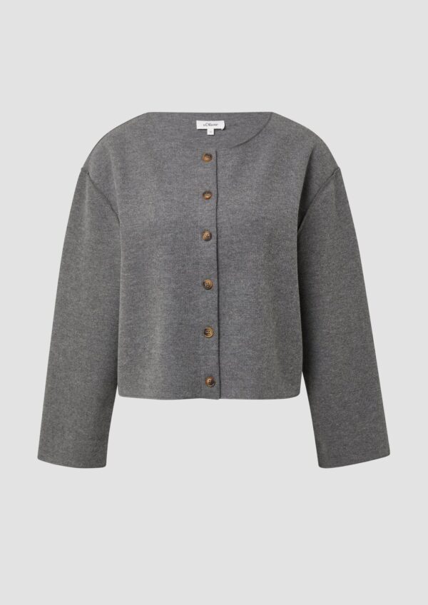 Strickjacke im Boxy Fit