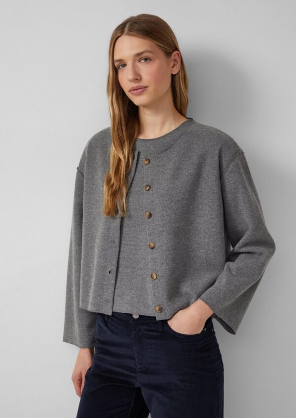 Strickjacke im Boxy Fit