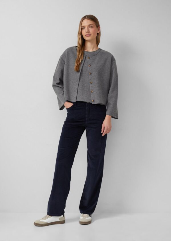 Strickjacke im Boxy Fit