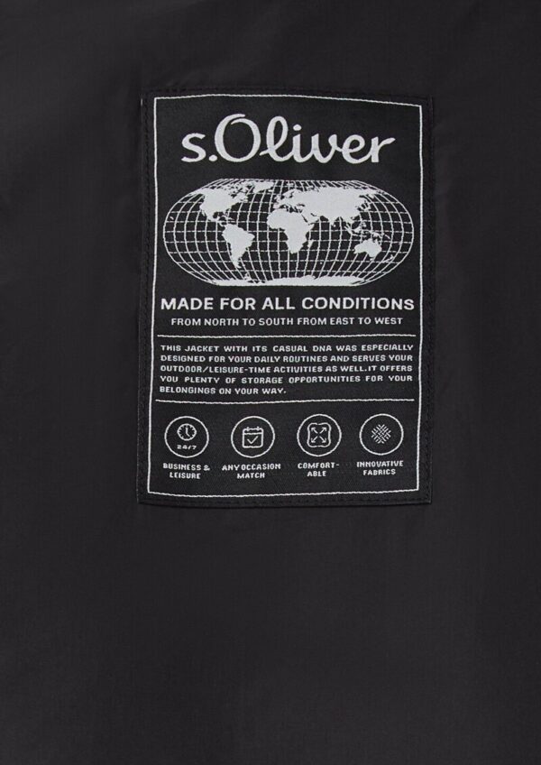 Outdoor-Jacke mit Coating und Metallreißverschluss