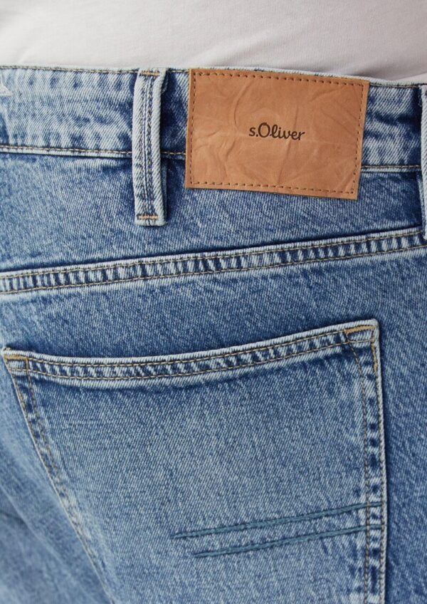 Jeans Casby / Regular Fit / Mid Rise / Straight Leg / leicht elastisch