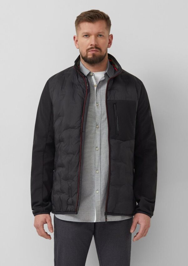 Leicht wattierte Jacke im Fabricmix mit sportiven Details